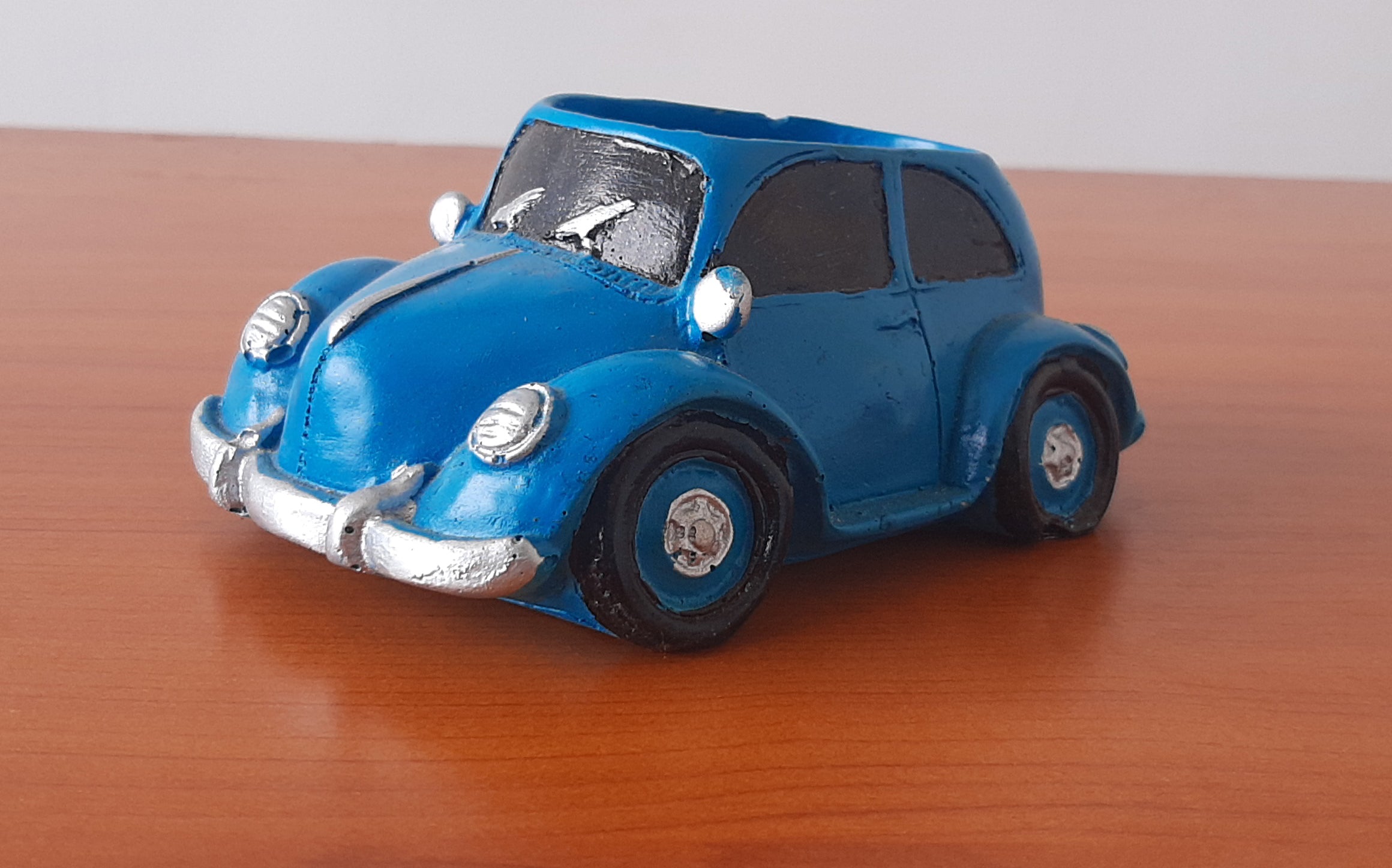 Car planter